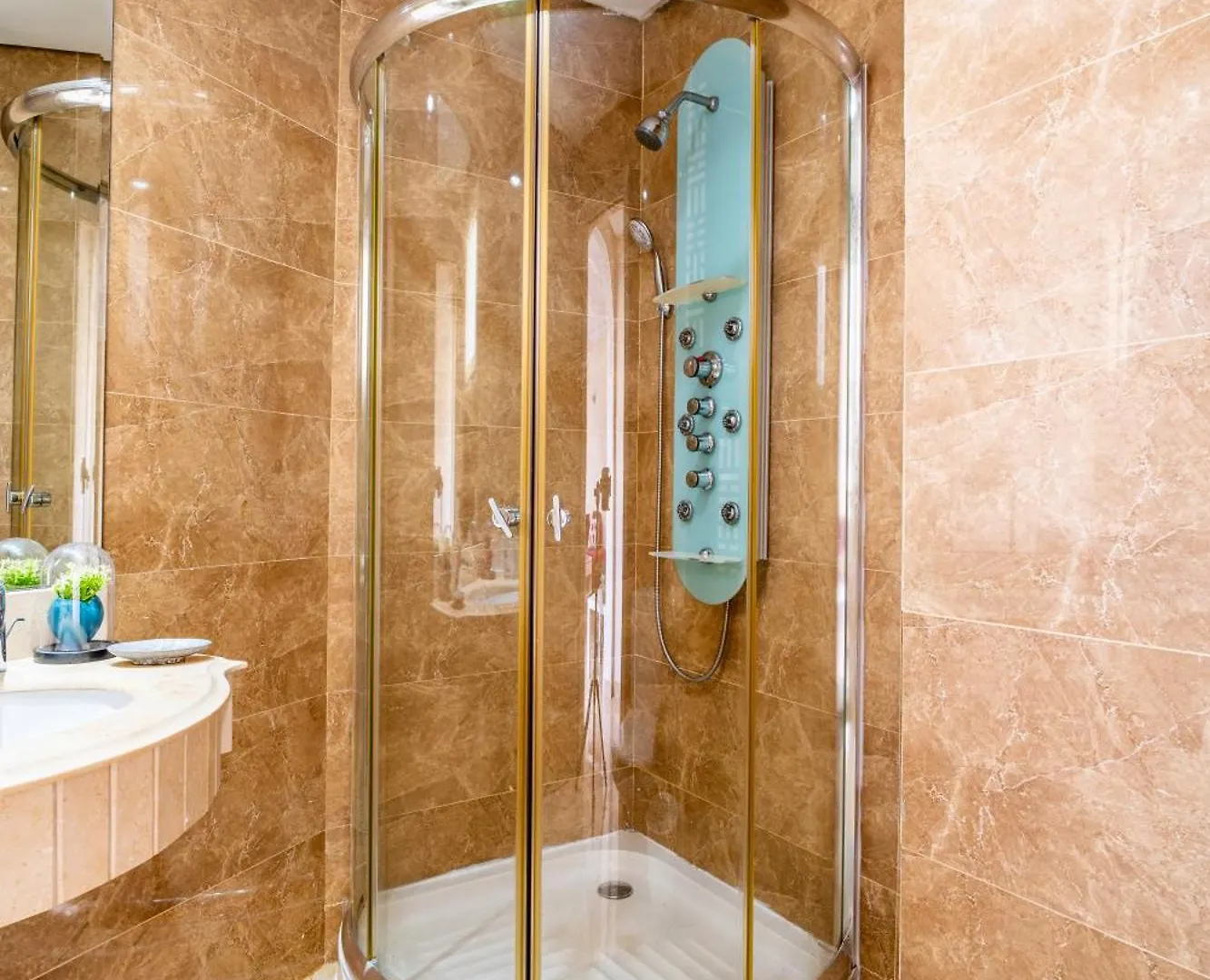 Gauthier 5-Star Luxury Gem Apartment Casablanca
